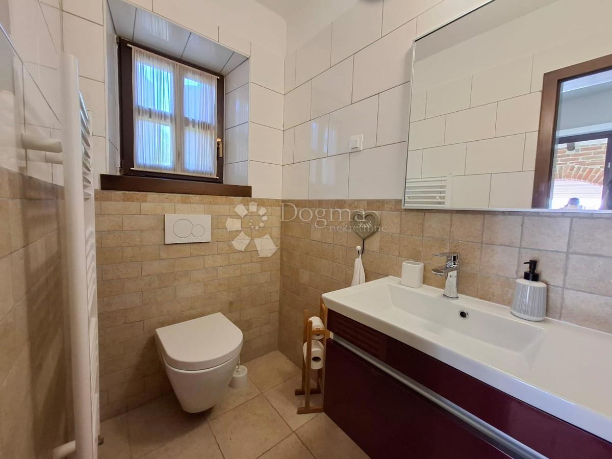 Hiša Višnjan, 205m2