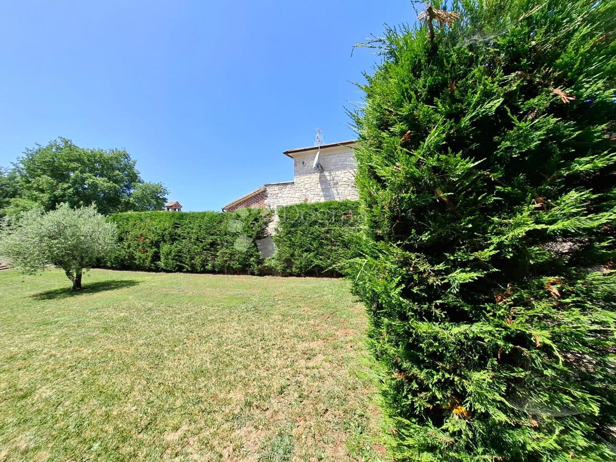 Hiša Višnjan, 205m2