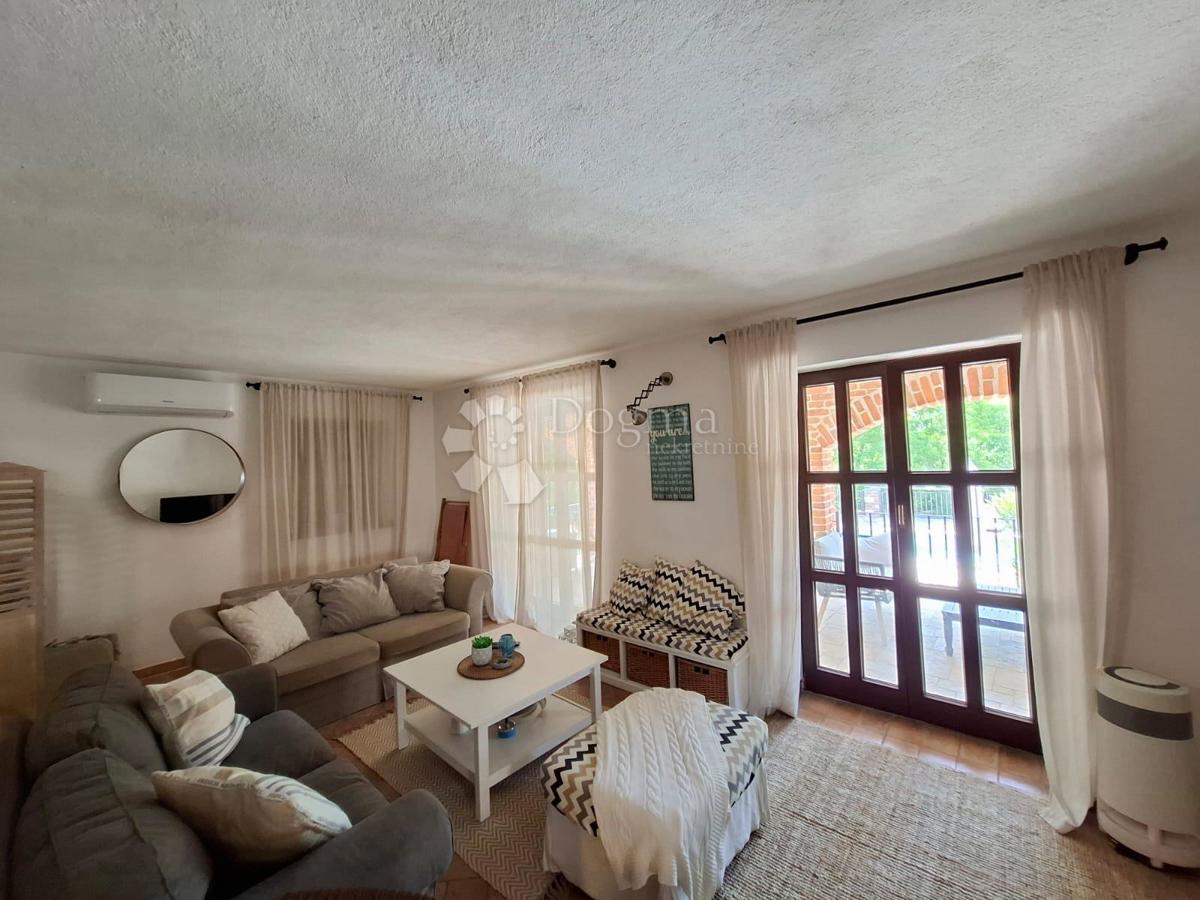 Hiša Višnjan, 205m2