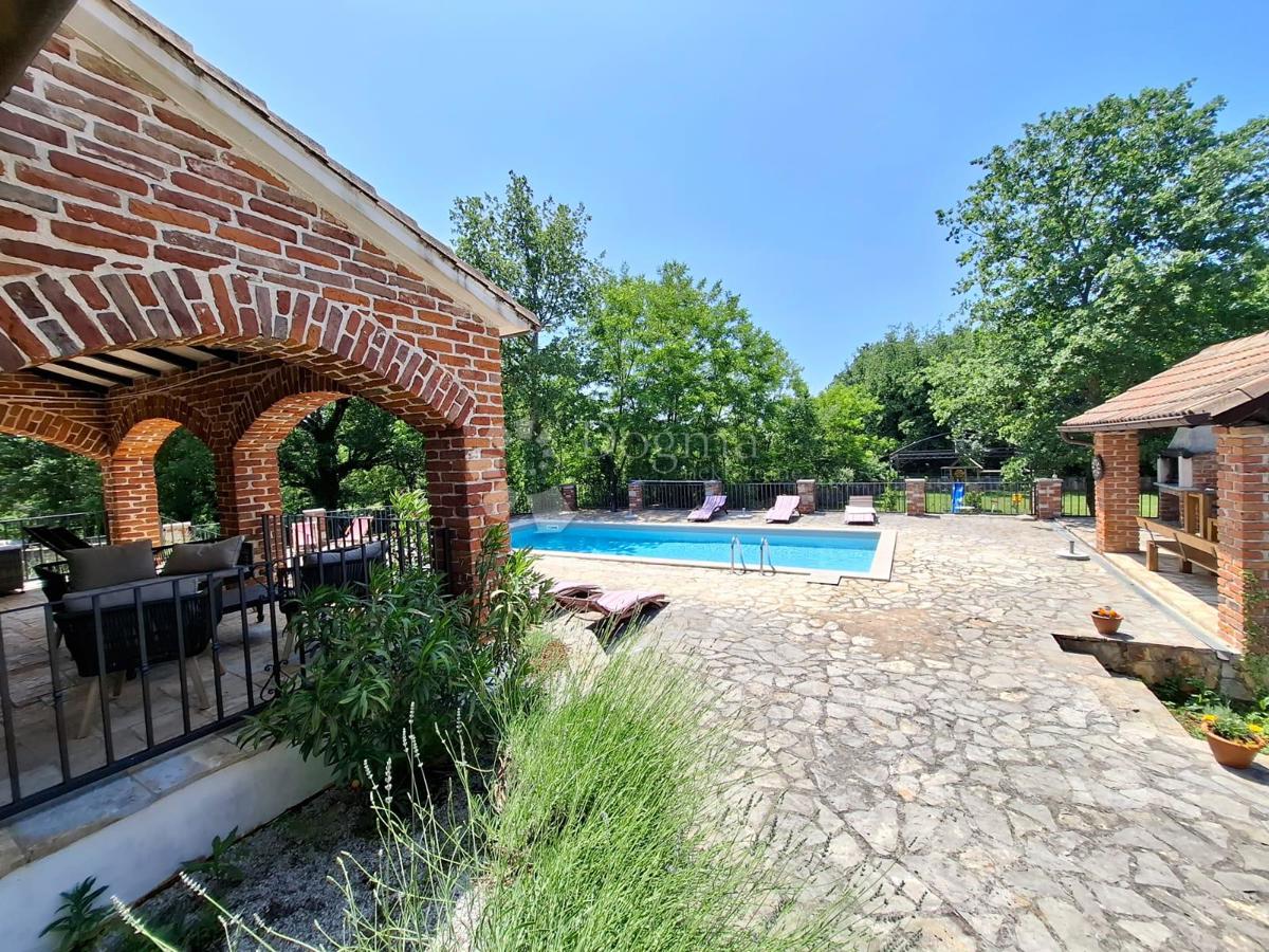 Hiša Višnjan, 205m2