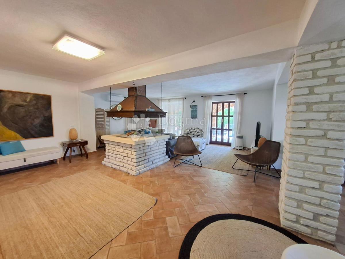 Hiša Višnjan, 205m2