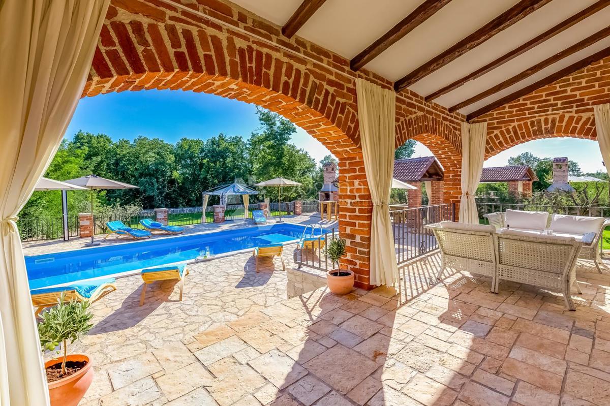 Hiša Višnjan, 205m2