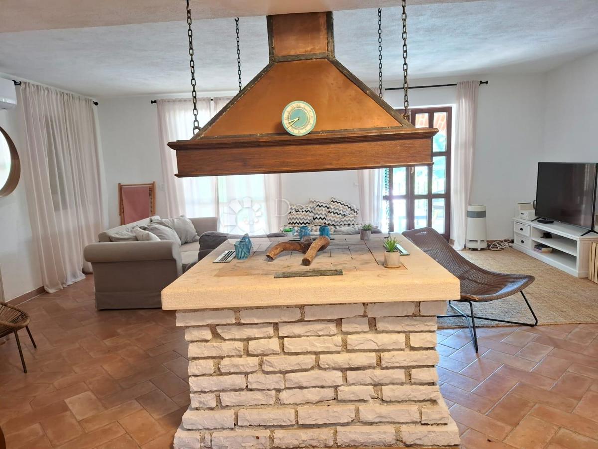 Hiša Višnjan, 205m2