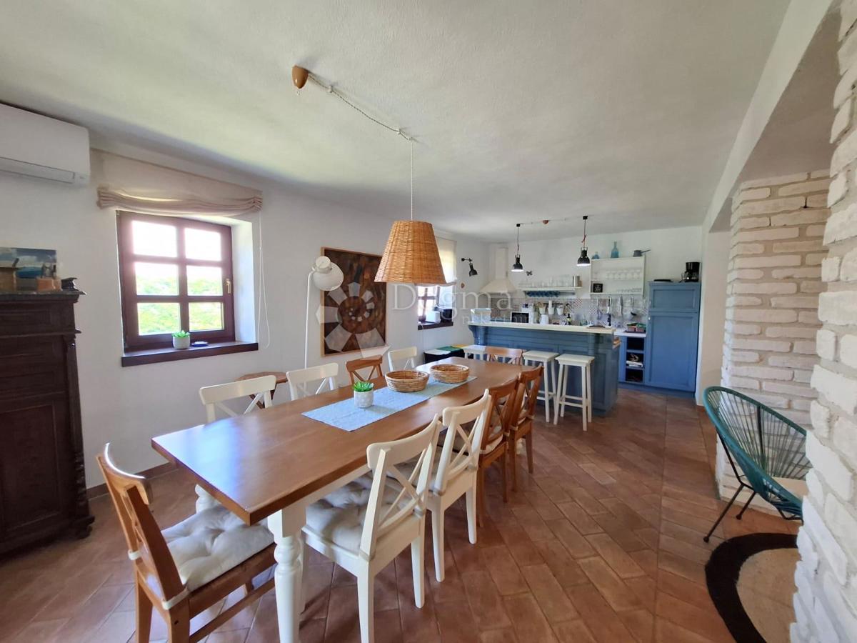 Hiša Višnjan, 205m2