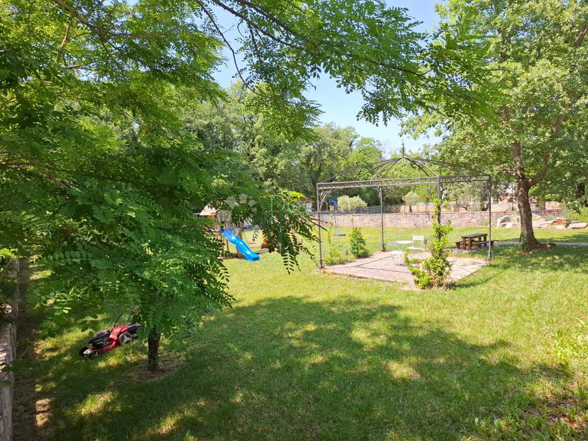 Hiša Višnjan, 205m2