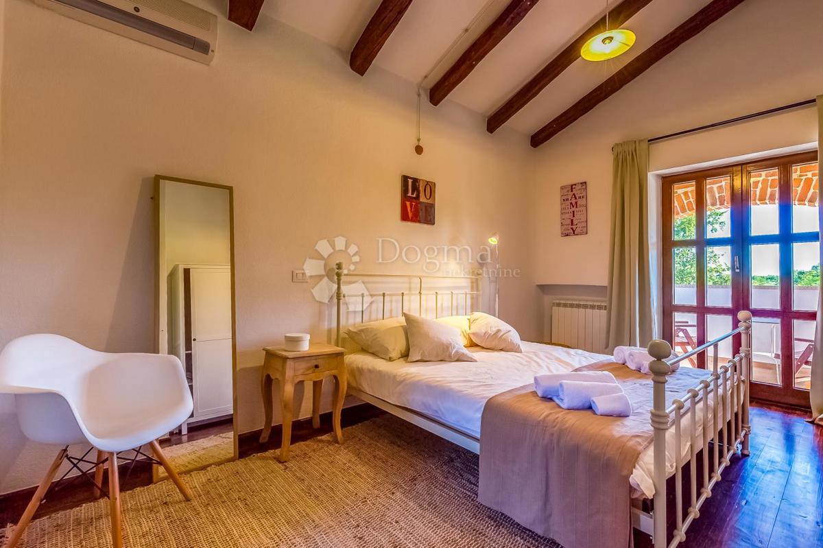 Hiša Višnjan, 205m2