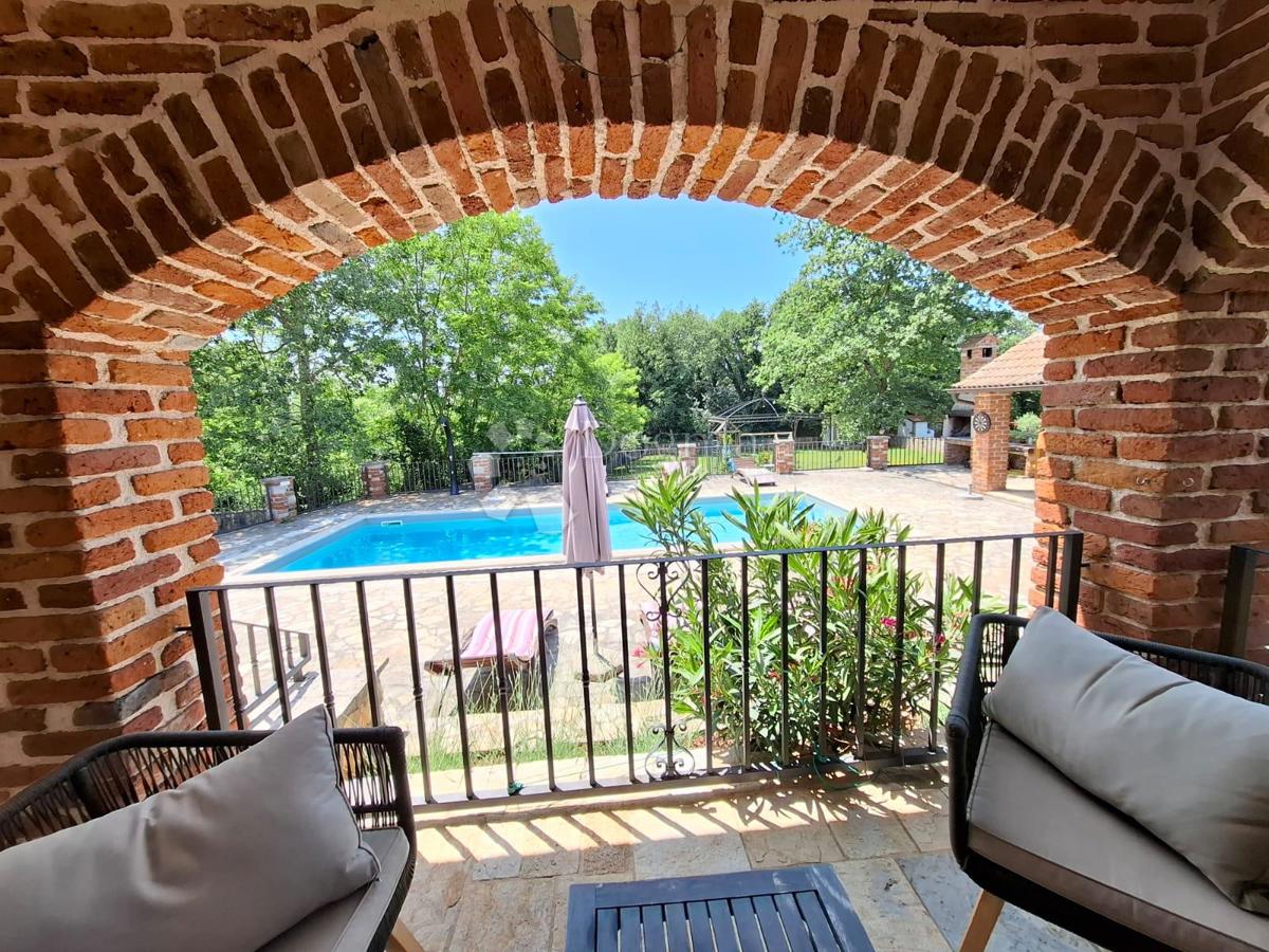 Hiša Višnjan, 205m2