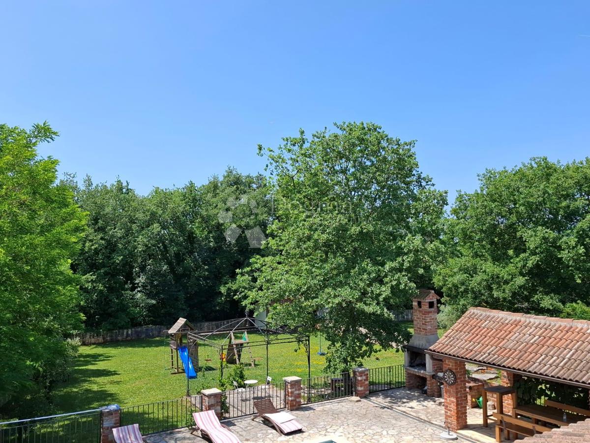 Hiša Višnjan, 205m2