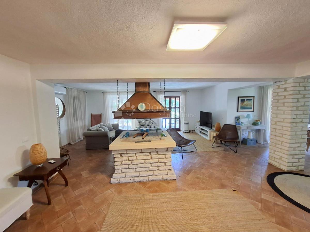 Hiša Višnjan, 205m2