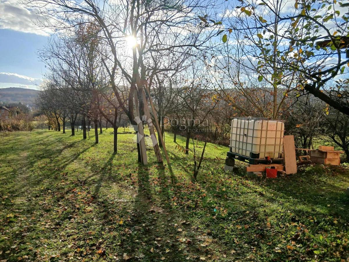 Kmetijsko zemljišče Tounj, 4.042m2