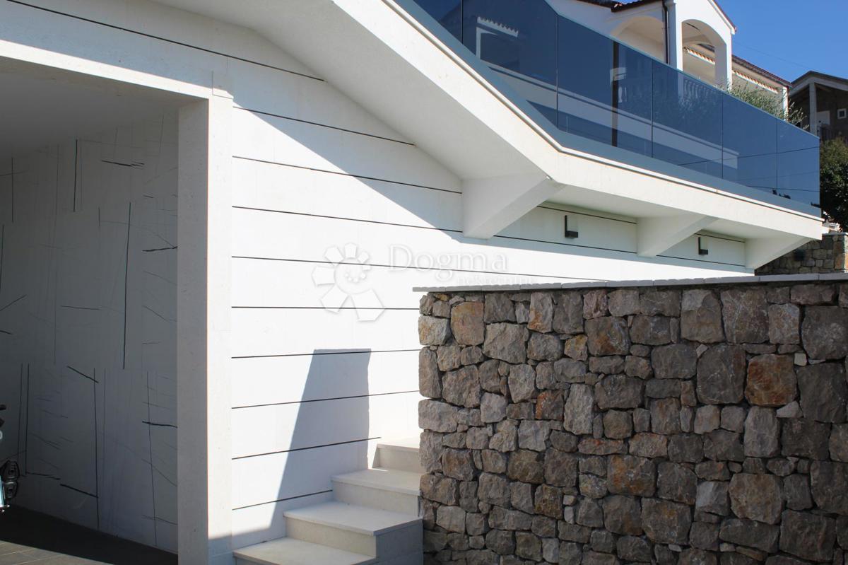 Hiša Novi Vinodolski, 400m2