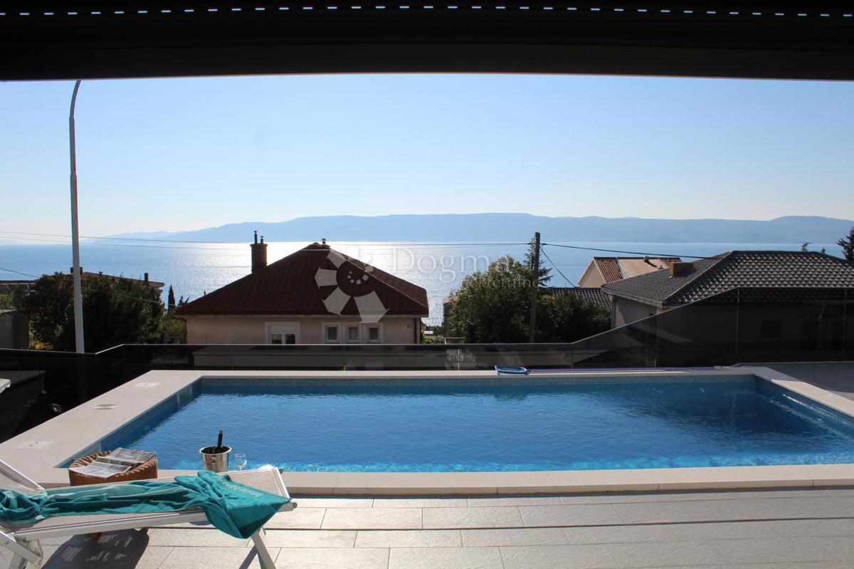 Hiša Novi Vinodolski, 400m2