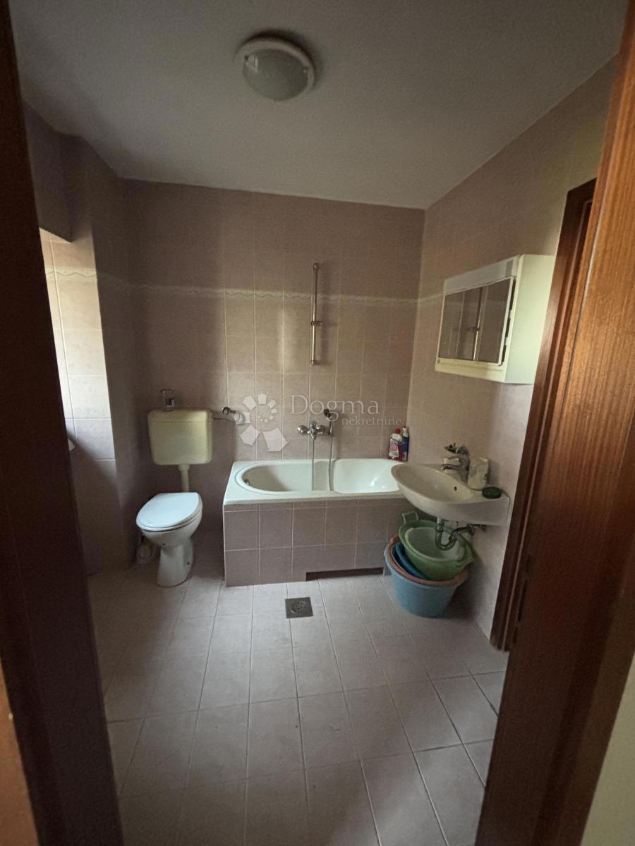 Hiša Poljane, Opatija - Okolica, 73m2