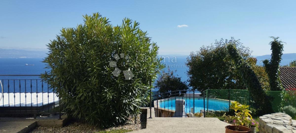 Hiša Liganj, Lovran, 257m2