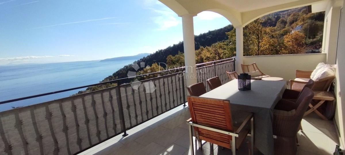 Hiša Liganj, Lovran, 257m2