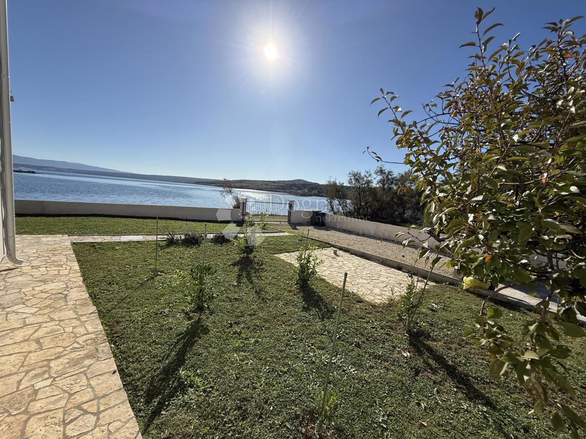 Hiša Posedarje, 174m2