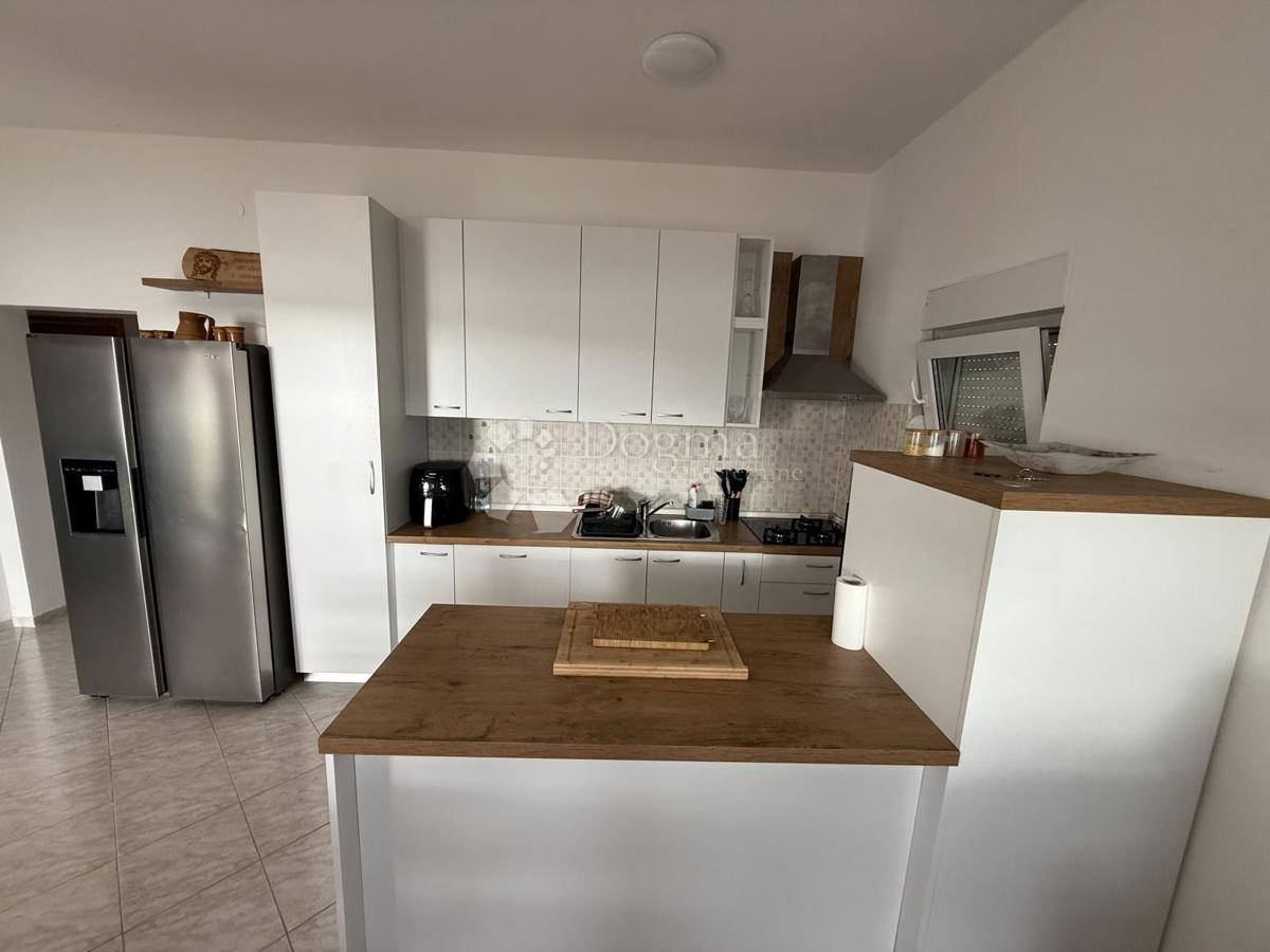 Hiša Posedarje, 174m2