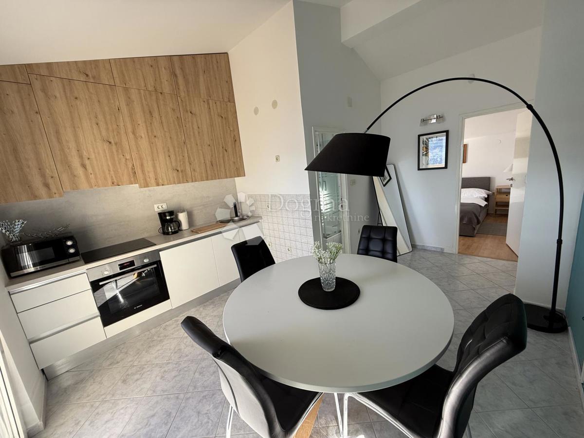 Hiša Posedarje, 174m2