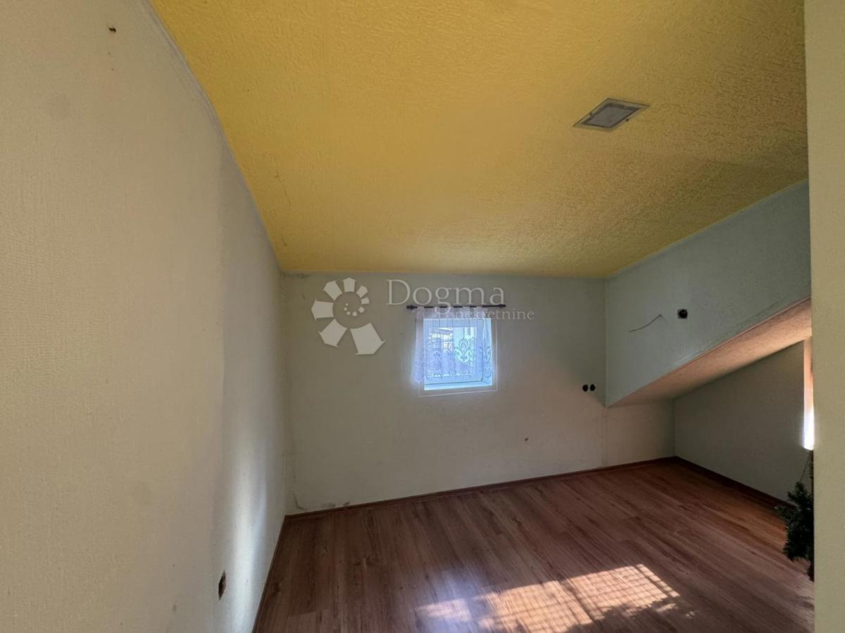 Hiša Maglenča, Veliko Trojstvo, 156m2