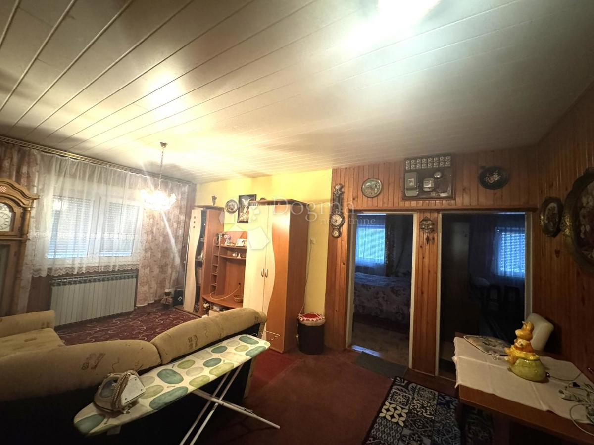 Hiša Maglenča, Veliko Trojstvo, 156m2