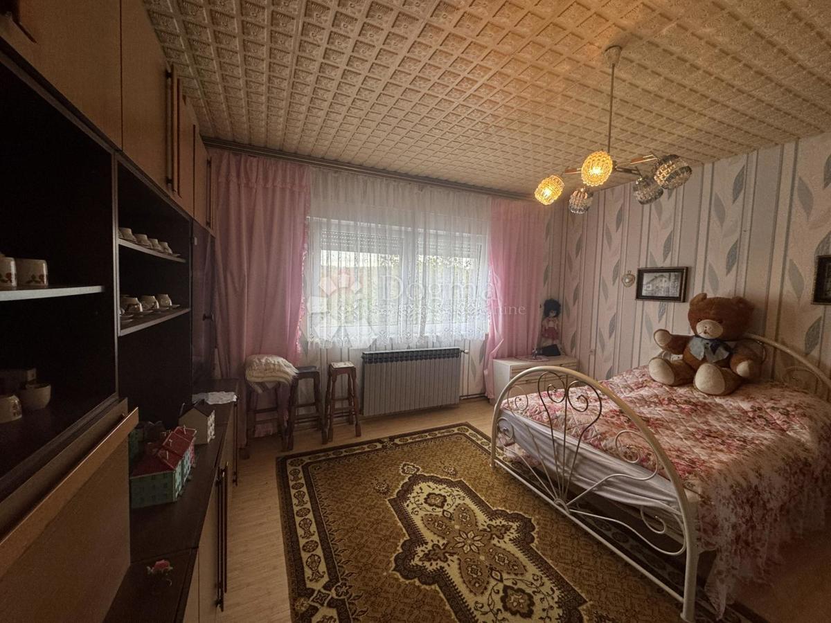 Hiša Maglenča, Veliko Trojstvo, 156m2