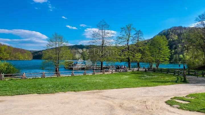 Zazidljivo zemljišče Kozjan, Plitvička Jezera, 6.661m2