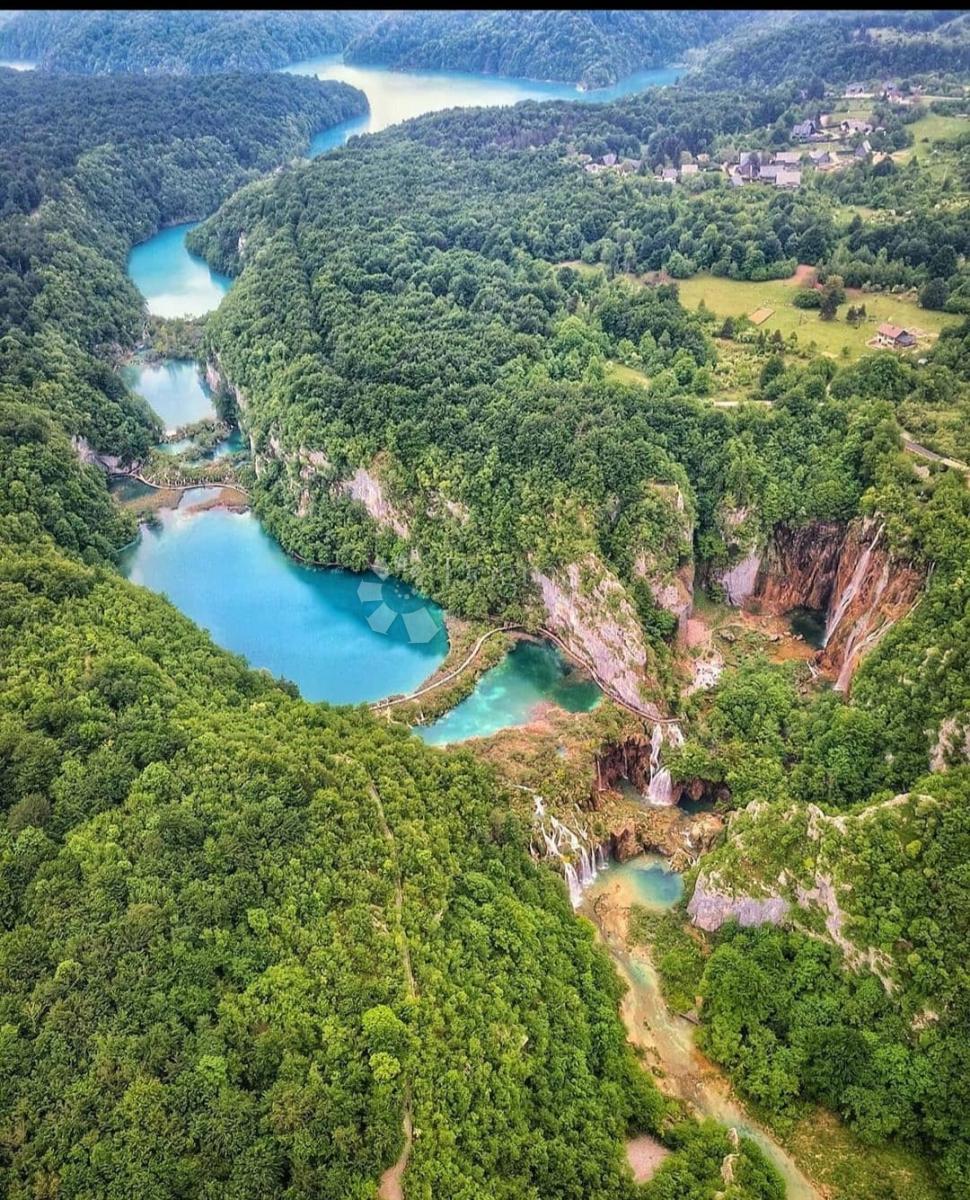 Zazidljivo zemljišče Kozjan, Plitvička Jezera, 6.661m2