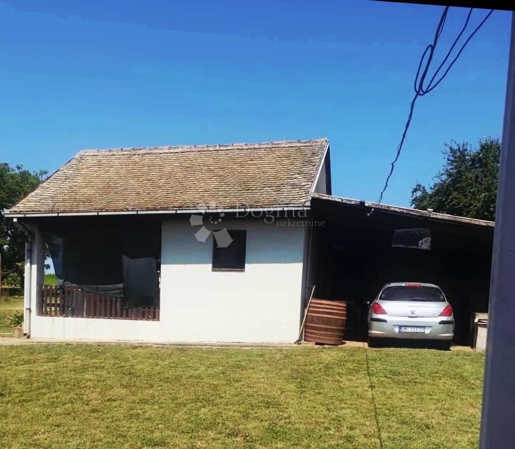 Hiša Kamenac, Kneževi Vinogradi, 45m2