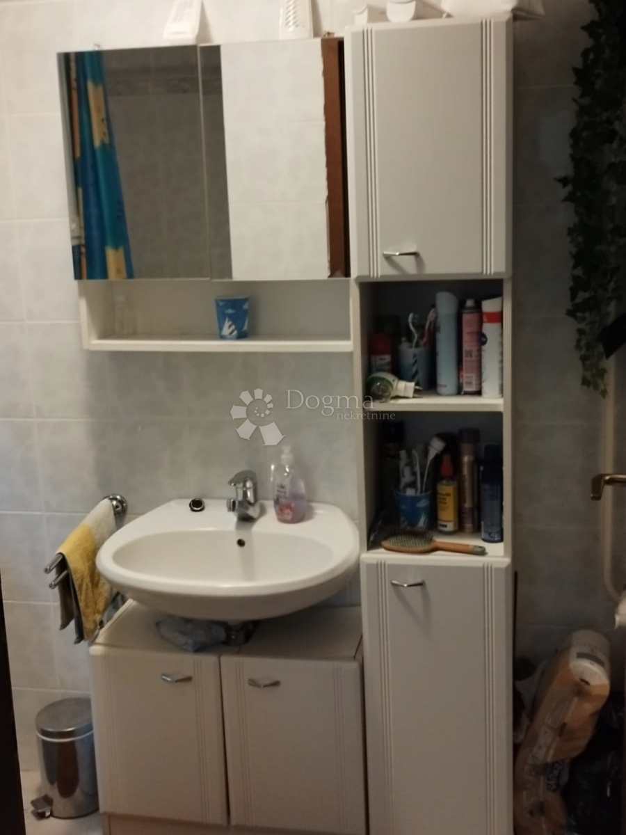 Hiša Ćikovići, Kastav, 140m2