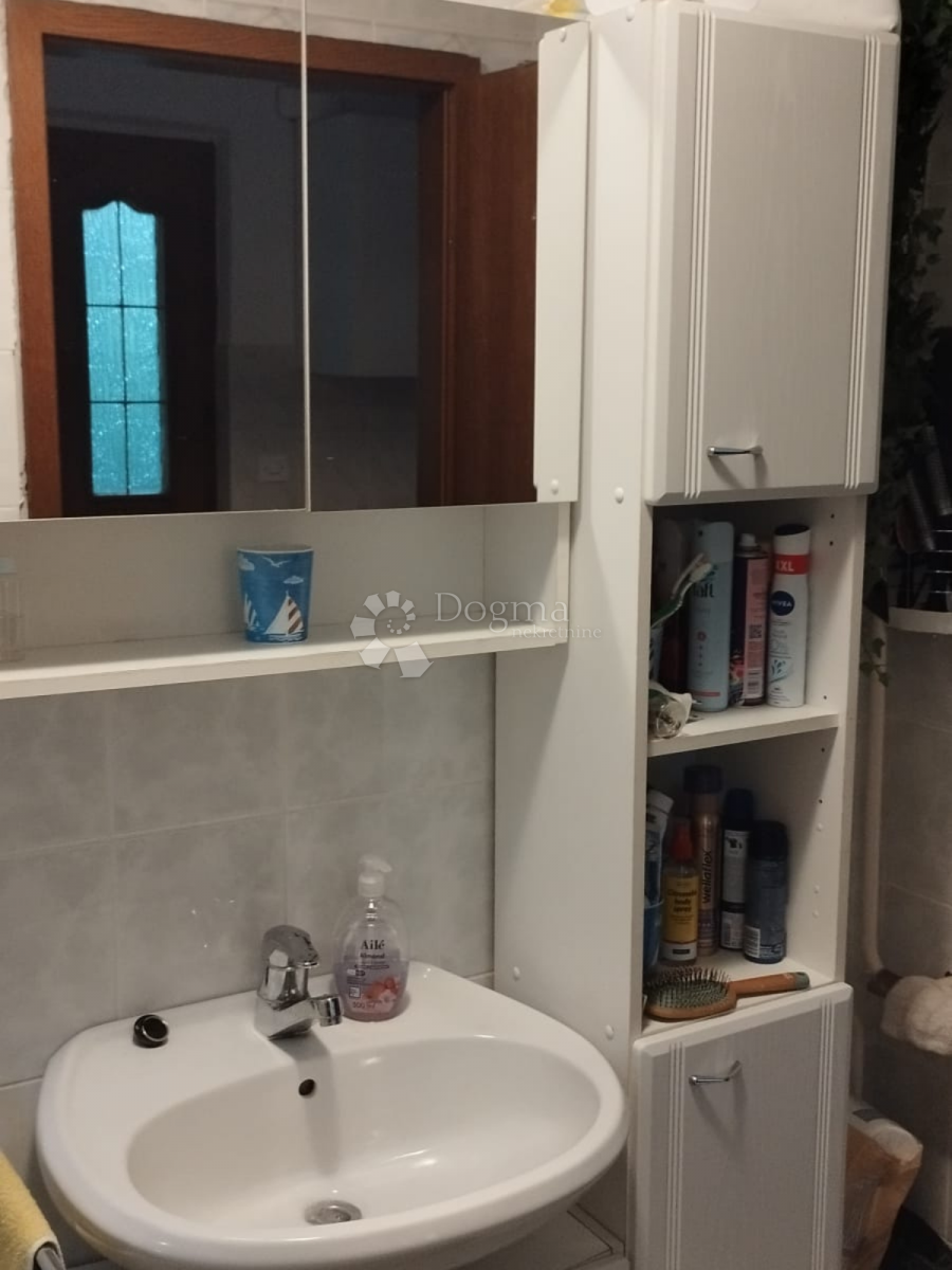 Hiša Ćikovići, Kastav, 140m2