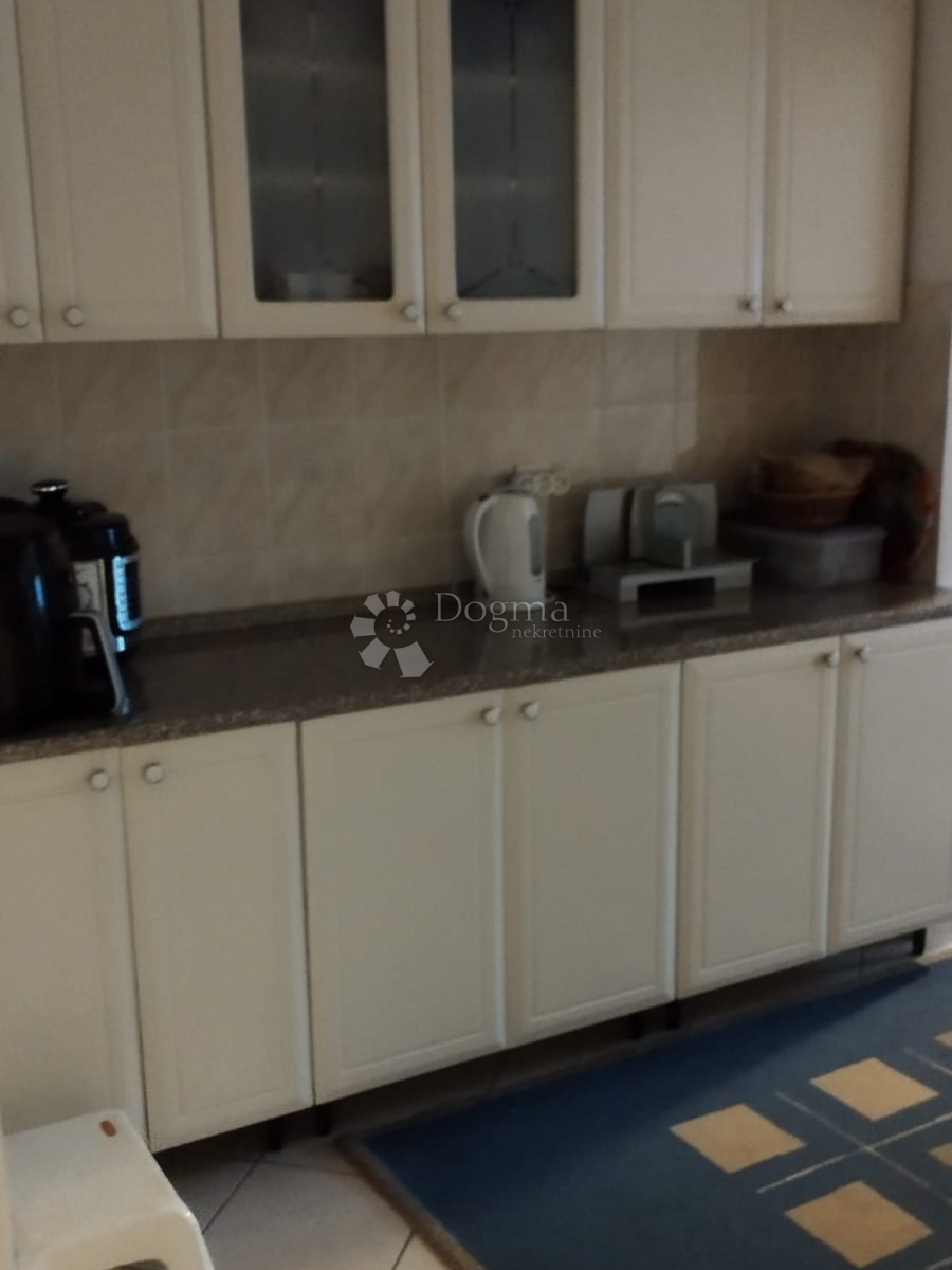 Hiša Ćikovići, Kastav, 140m2