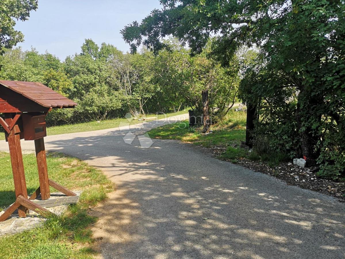 Zemljišče Čabrunići, Svetvinčenat, 5.274m2