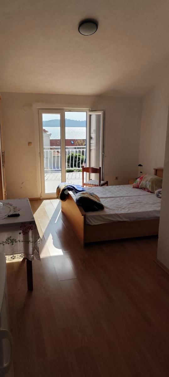 Hiša Orebić, 490m2