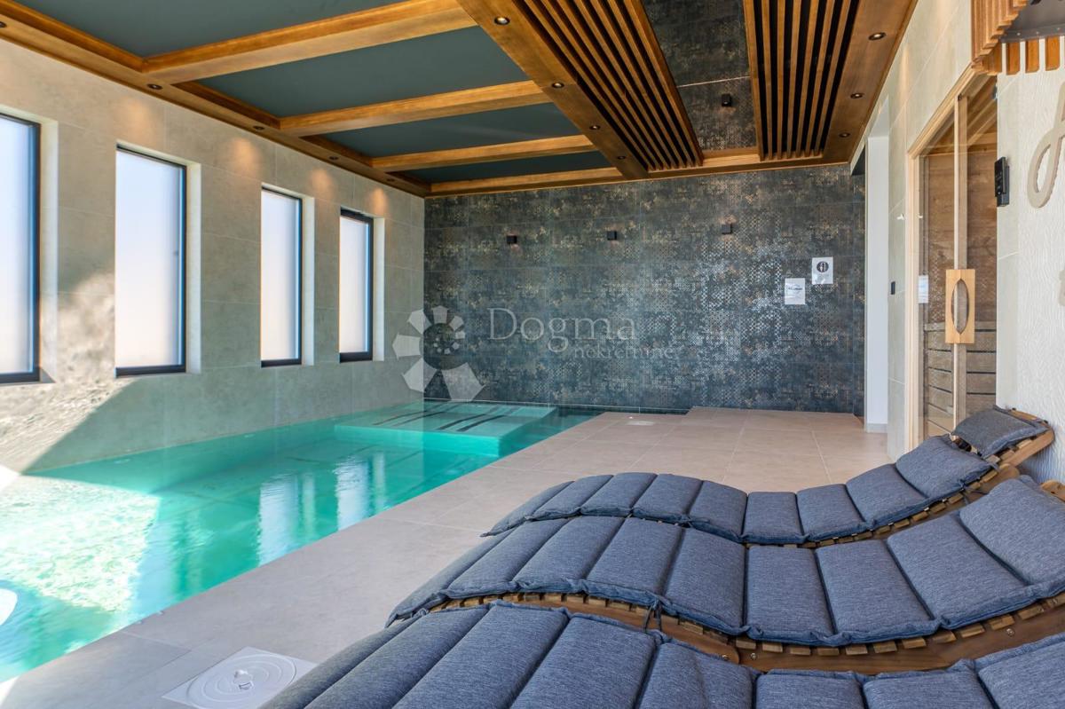 Hiša Dujmići, Kostrena, 295m2