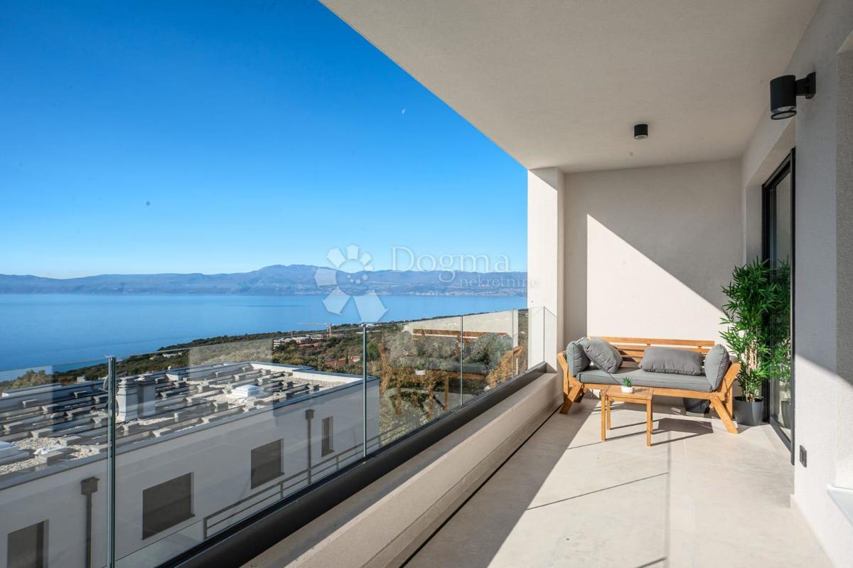 Hiša Dujmići, Kostrena, 295m2