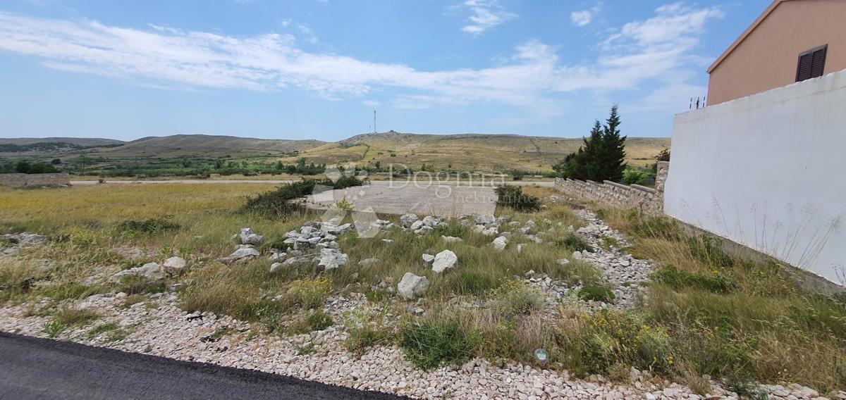 Zazidljivo zemljišče Vlašići, Pag, 518m2