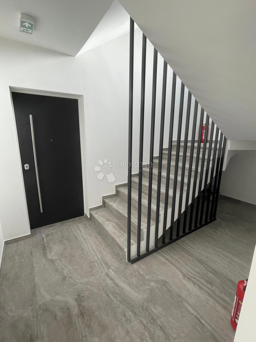 Stanovanje Murter, 91,06m2