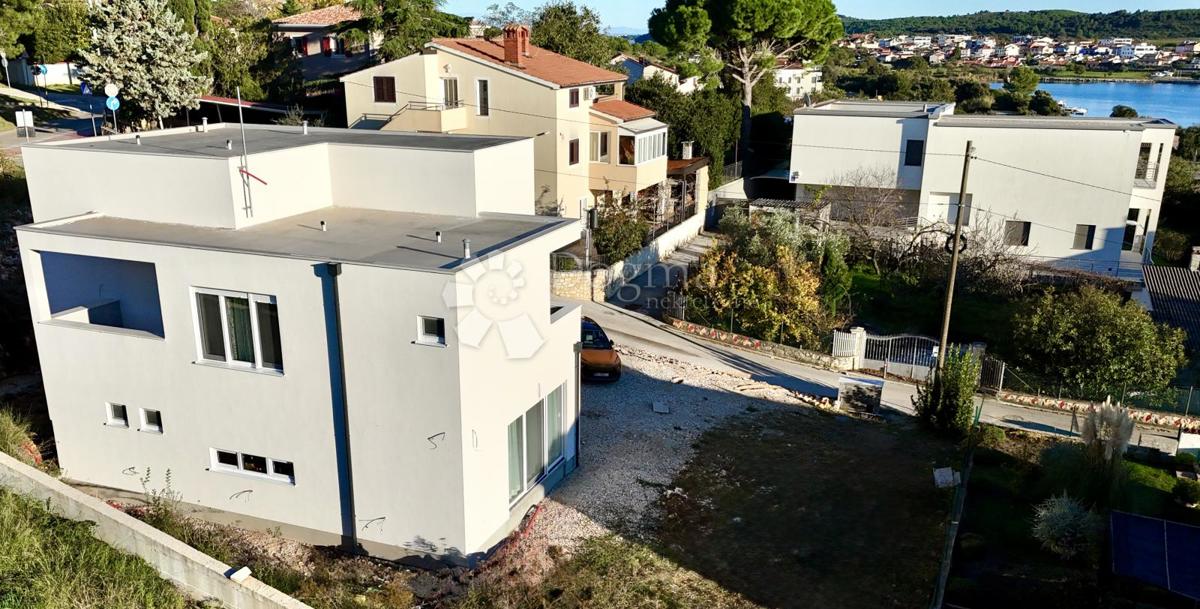 Hiša Banjole, Medulin, 200m2