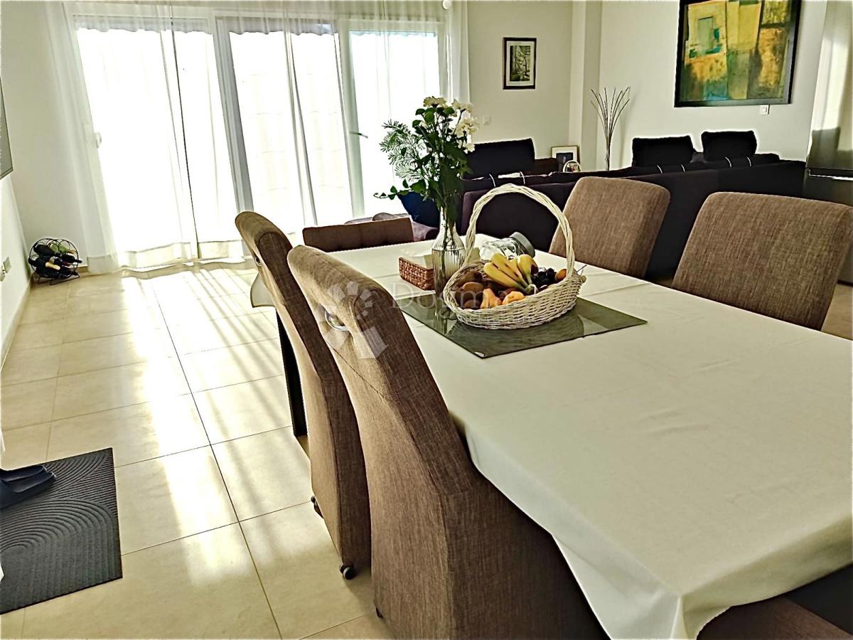 Hiša Banjole, Medulin, 200m2