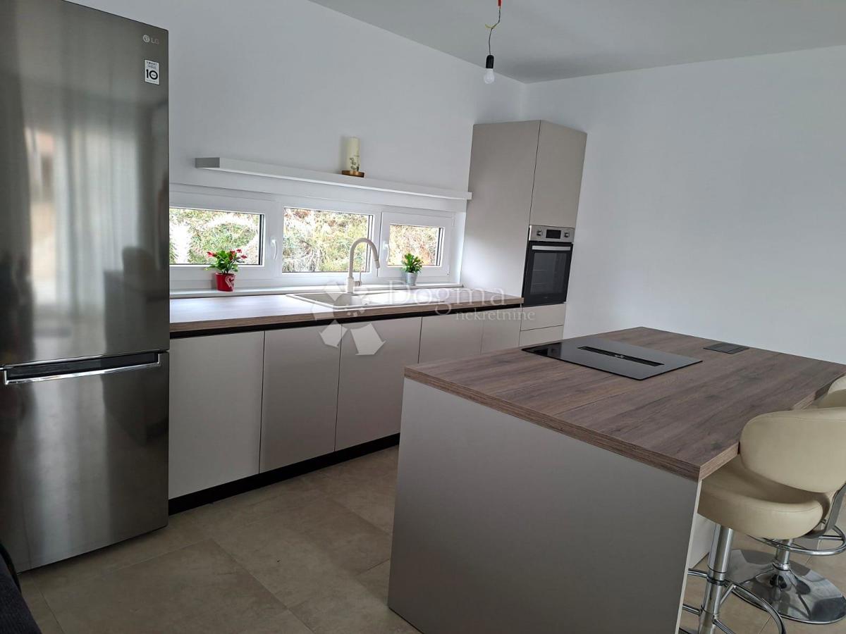 Hiša Banjole, Medulin, 200m2