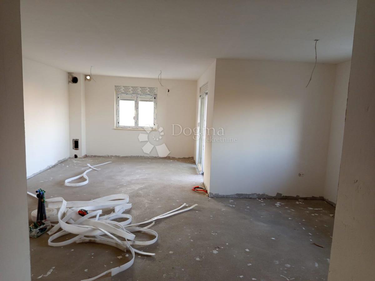 Novogradnja Valdebek 1. nadstropje - 102 m2