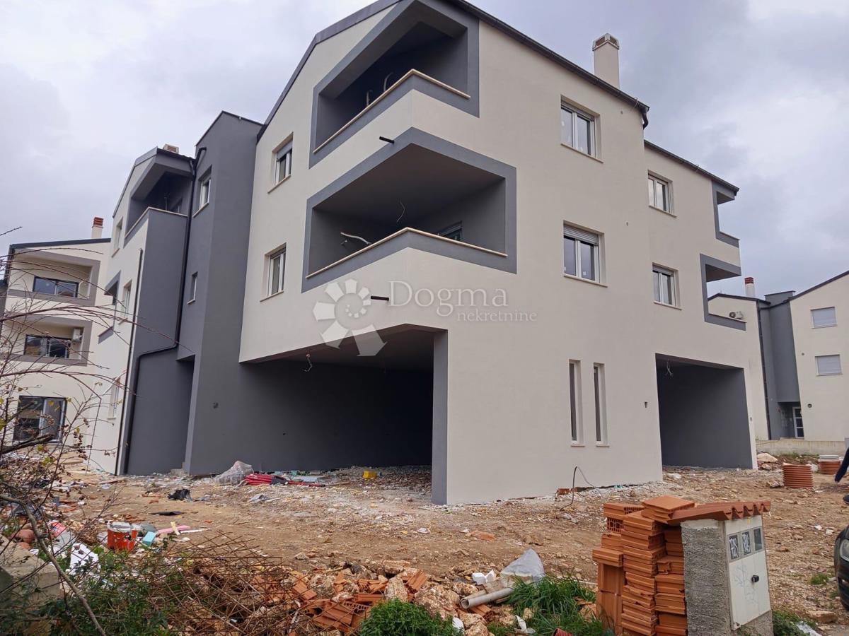 Novogradnja Valdebek 1. nadstropje - 102 m2