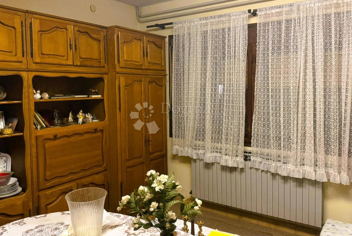 Hiša Centar, Koprivnica, 1.650m2