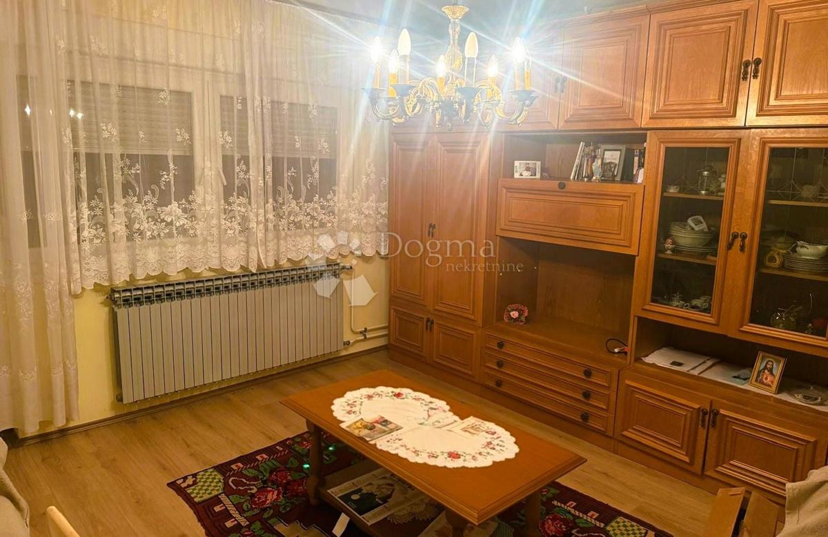 Hiša Centar, Koprivnica, 1.650m2