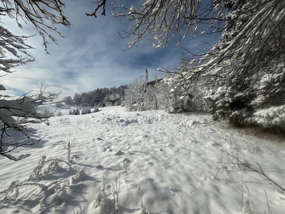 Zazidljivo zemljišče Mrkopalj, 885m2