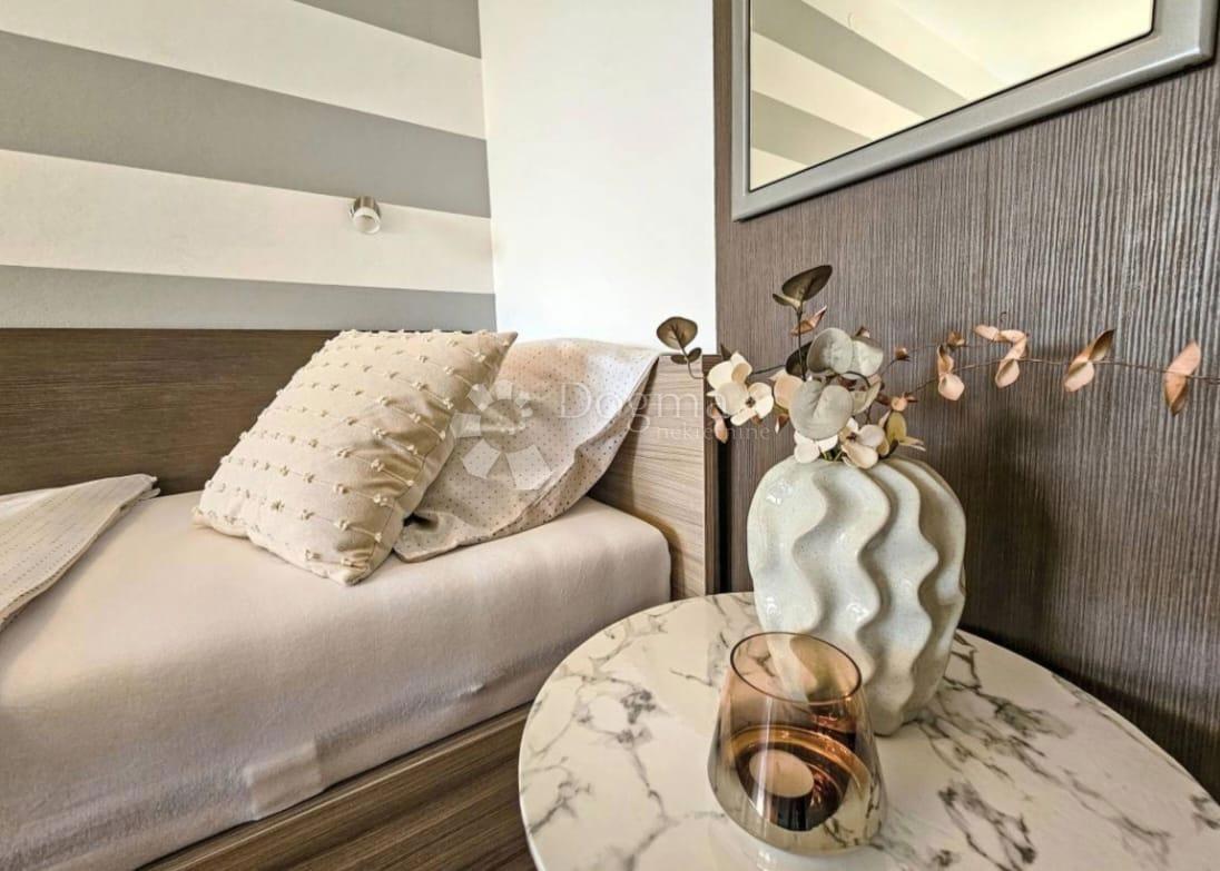 Hiša Tribunj, 548m2