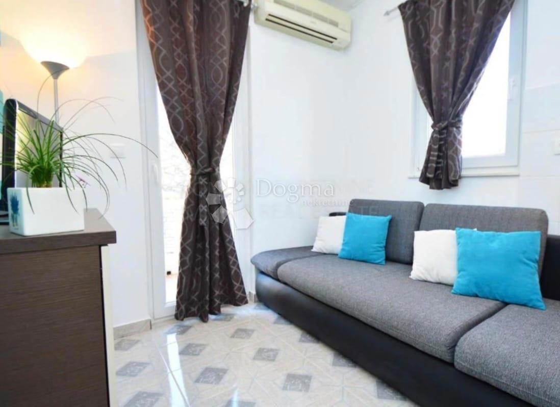 Hiša Tribunj, 548m2