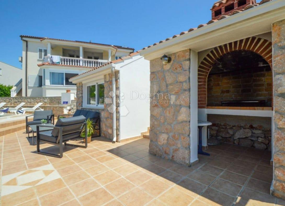 Hiša Tribunj, 548m2