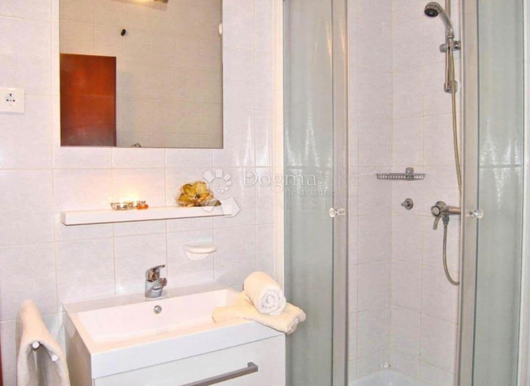 Hiša Tribunj, 548m2