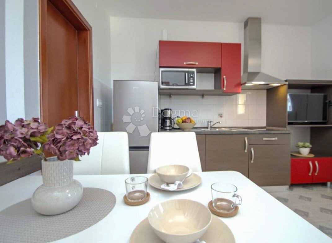 Hiša Tribunj, 548m2